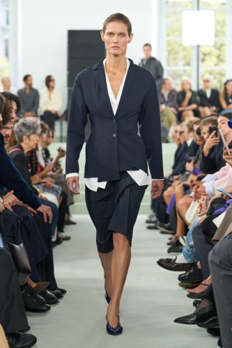 Jil Sander Spring 2027 Ready-to-Wear Runway Collection at Milan