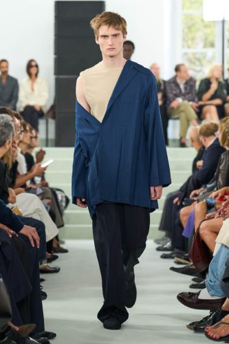 Jil Sander Spring 2027 Ready-to-Wear Runway Collection at Milan
