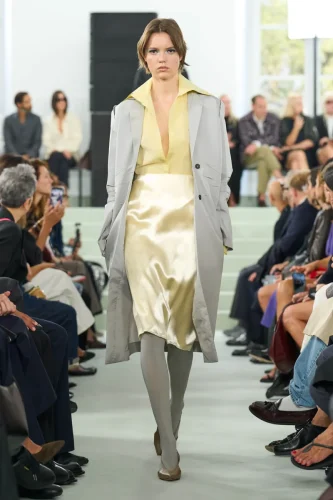 Jil Sander Spring 2027 Ready-to-Wear Runway Collection at Milan
