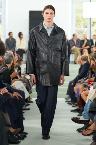 Jil Sander Spring 2027 Ready-to-Wear Runway Collection at Milan