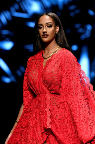 Jonathan Guzman alla Los Angeles Fashion Week Powered By Art Hearts Fashion Autunno/Inverno 2022