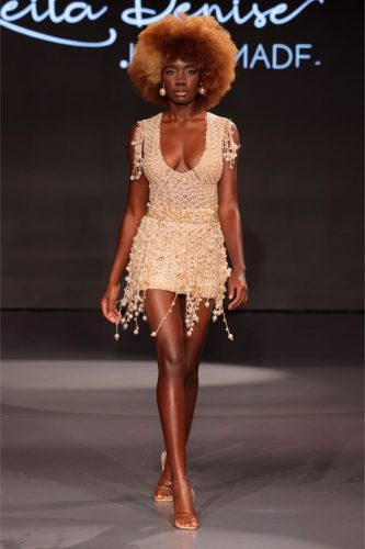 Debutto di LEILA DENISE alla Settimana della Moda di New York SS26