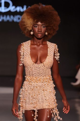 Debutto di LEILA DENISE alla Settimana della Moda di New York SS26
