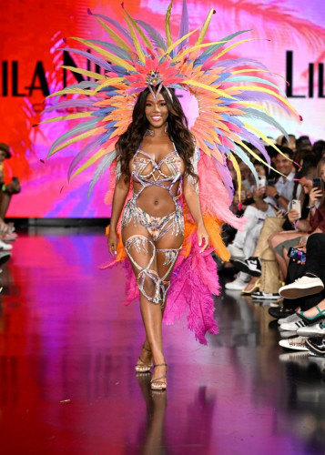 LILA NIKOLE Miami Swim Week 2022 Powered by Art Hearts Fashion