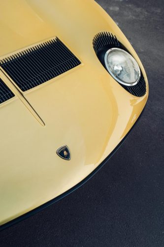 667561