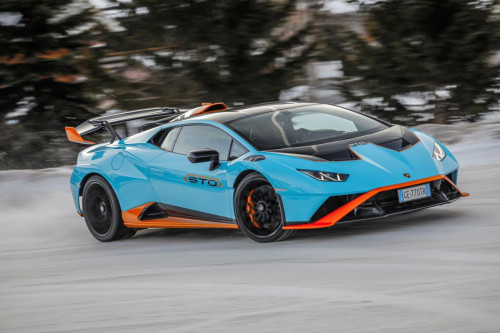 Lamborghini Super Sports Cars in Winter Drive