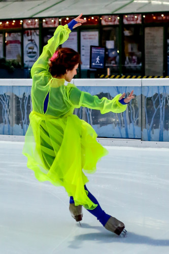 leanne-marshall-fw2024-ice-rink-11