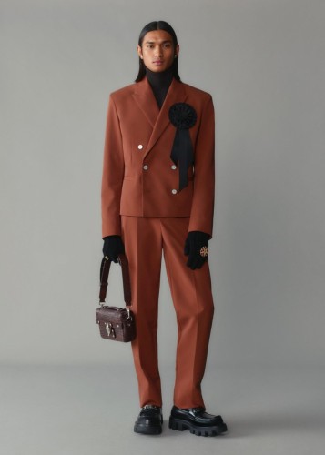 LOUIS-VUITTON-PRE-COLLECTION-SS25-LOOK-42