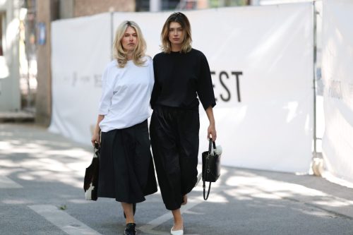 8U9A9761 MARKE SS26 Streetstyle1 @liliankeez-@llola.rosalie by JeremyMoeller for BFW