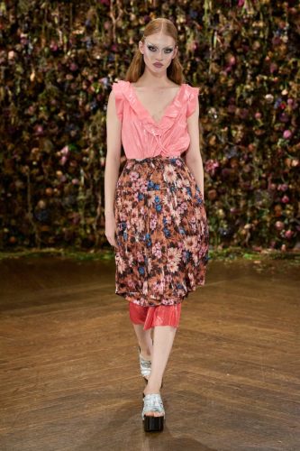 Maison Margiela Spring 2027 Ready-to-Wear Collection at Paris Fashion Week