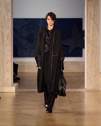 fendi-fw26-runway-looks-4x5-037-dataaMaria Grazia Chiuri’s Fendi Fall 2026 Couture