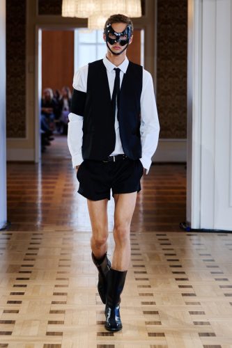MartinQuad SS27 Runway22 by Finnegan-Koichi-Godenschweger for BFW 2x3