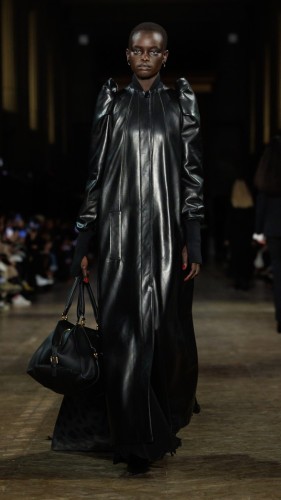 McQueen AW25 Look 07