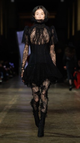 McQueen AW25 Look 12