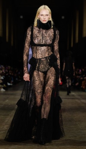 McQueen AW25 Look 13