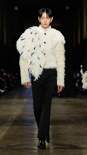 McQueen AW25 Look 37