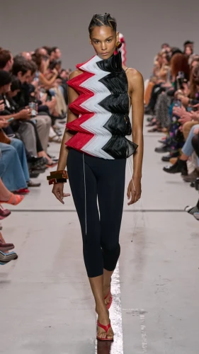 Missoni-SS25-Show-Look-9X16-001