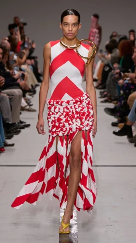 Missoni-SS25-Show-Look-9X16-003