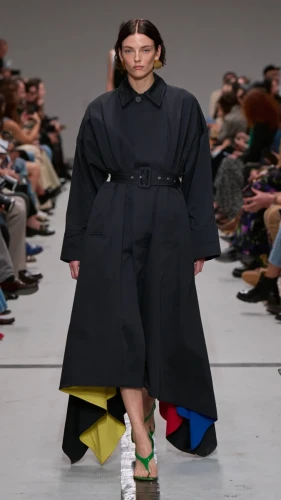 Missoni-SS25-Show-Look-9X16-037