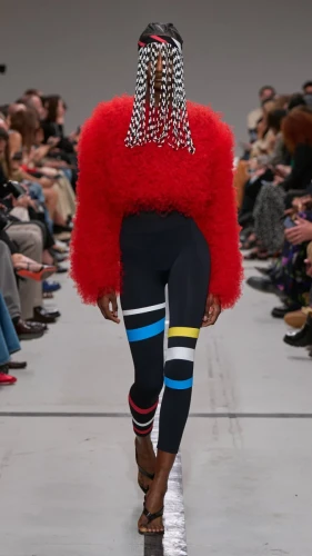 Missoni-SS25-Show-Look-9X16-040