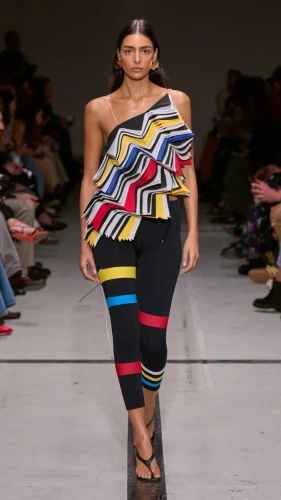 Missoni-SS25-Show-Look-9X16-043