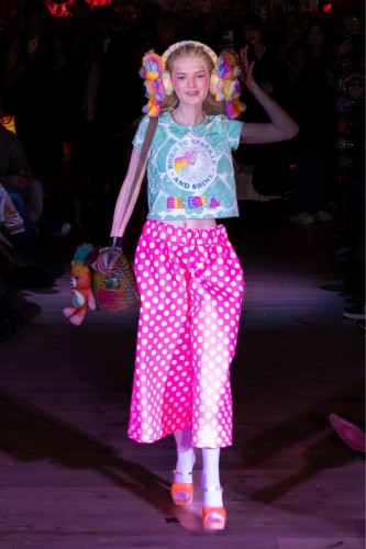 Look-1