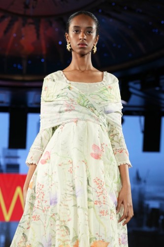 Runway 7 February 2025 - Naeem Khan, Award Presentation, W For Women, Geminihues By Neha Goel, Cause & Effect, Art Of Thread