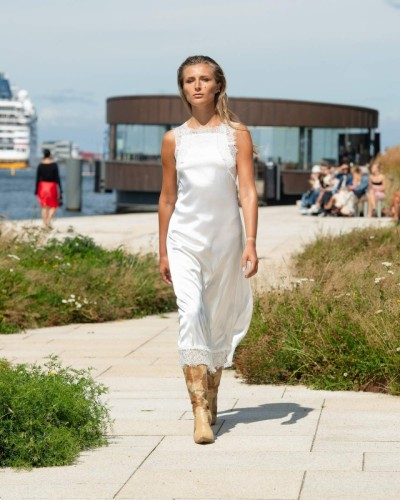SS25-Copenhagen-Fashion-Week-Opera-Sport-Runway-4x5-James-Cochrane-24