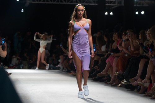 paraiso-oneone-fashion-show-31