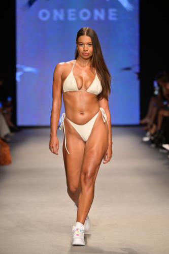 paraiso-oneone-fashion-show-41