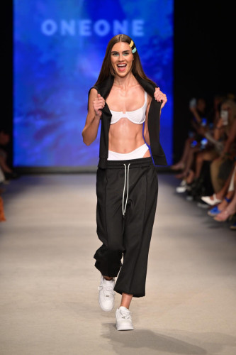paraiso-oneone-fashion-show-42