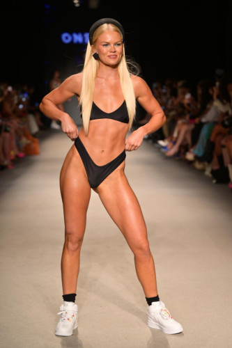 paraiso-oneone-fashion-show-43