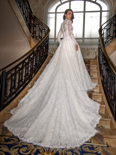Pronovias Unveils the Privée 2026 Collection