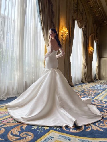 Pronovias Unveils the Privée 2026 Collection