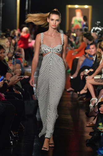 Sfilata di moda Rene by RR alla Miami Fashion Week 2022