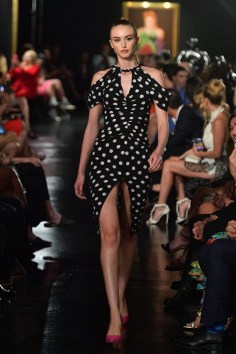 Sfilata di moda Rene by RR alla Miami Fashion Week 2022