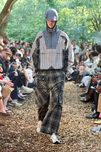 SS26-Copenhagen-Fashion-Week-Rolf-Ekroth-Runway-2x3-James-Cochrane-16