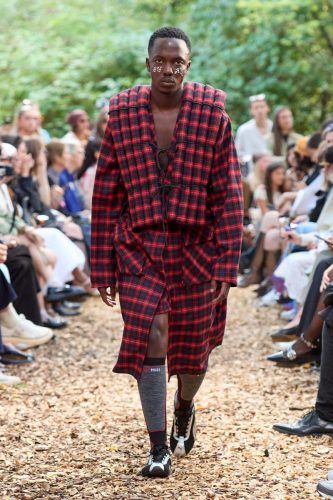 SS26-Copenhagen-Fashion-Week-Rolf-Ekroth-Runway-2x3-James-Cochrane-23