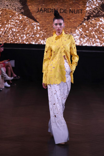 Runway 7 Spring/Summer 2023 Collections - Naeem Khan