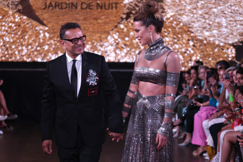 Runway 7 Spring/Summer 2023 Collections - Naeem Khan