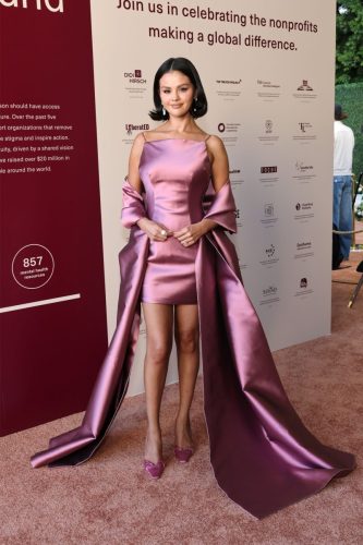 Selena Gomez presenta la tercera gala benéfica anual del Rare Impact Fund