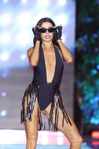 Sports Illustrated Swimsuit Takes Over Miami Swim Week with Lizzo, Bethenny Frankel and Alix Earle