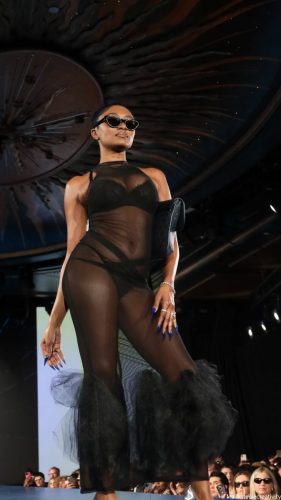 Steal Your Boyfriend's Look: Rick Ross' RR22 Mini Bags & Oversized Carryalls at NYFW