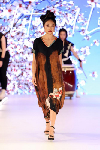 Runway 7 Debuts Fall 2022 Collections – Pentard Couture, Trans Clothing Company, Sarah Kolis, Lotus & Lime