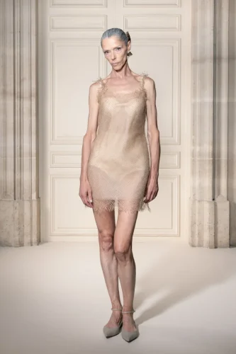 Look 03