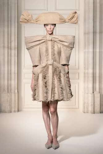 Look 09