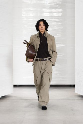 WF SS27 EXCHANGE RUNWAY LOOK29