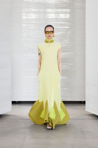 WF SS27 EXCHANGE RUNWAY LOOK35